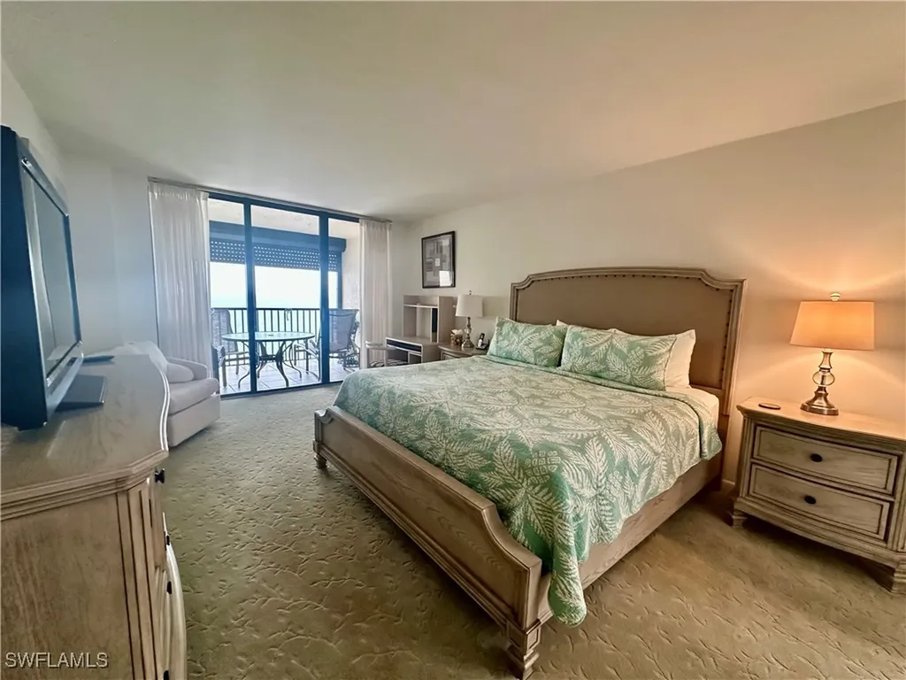 10951 Gulf Shore Drive Naples FL 34108