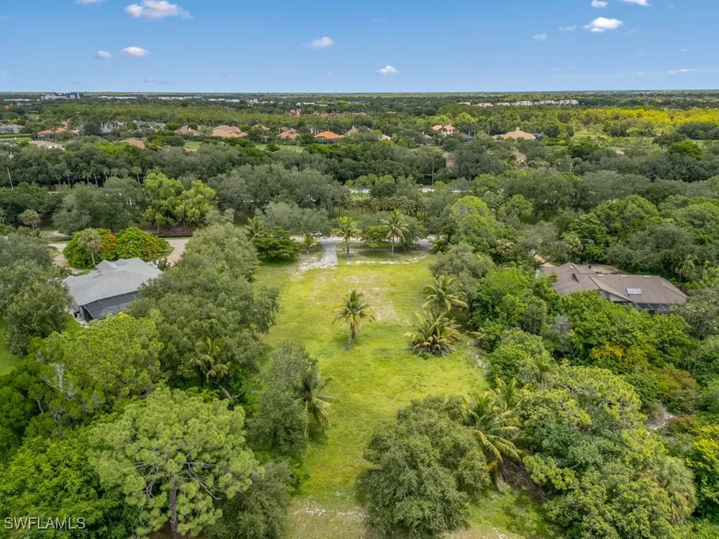 172 Hickory Road Naples FL 34108