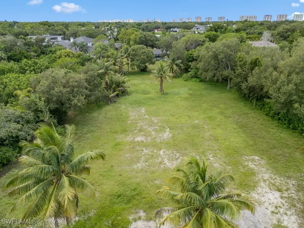 172 Hickory Road Naples FL 34108