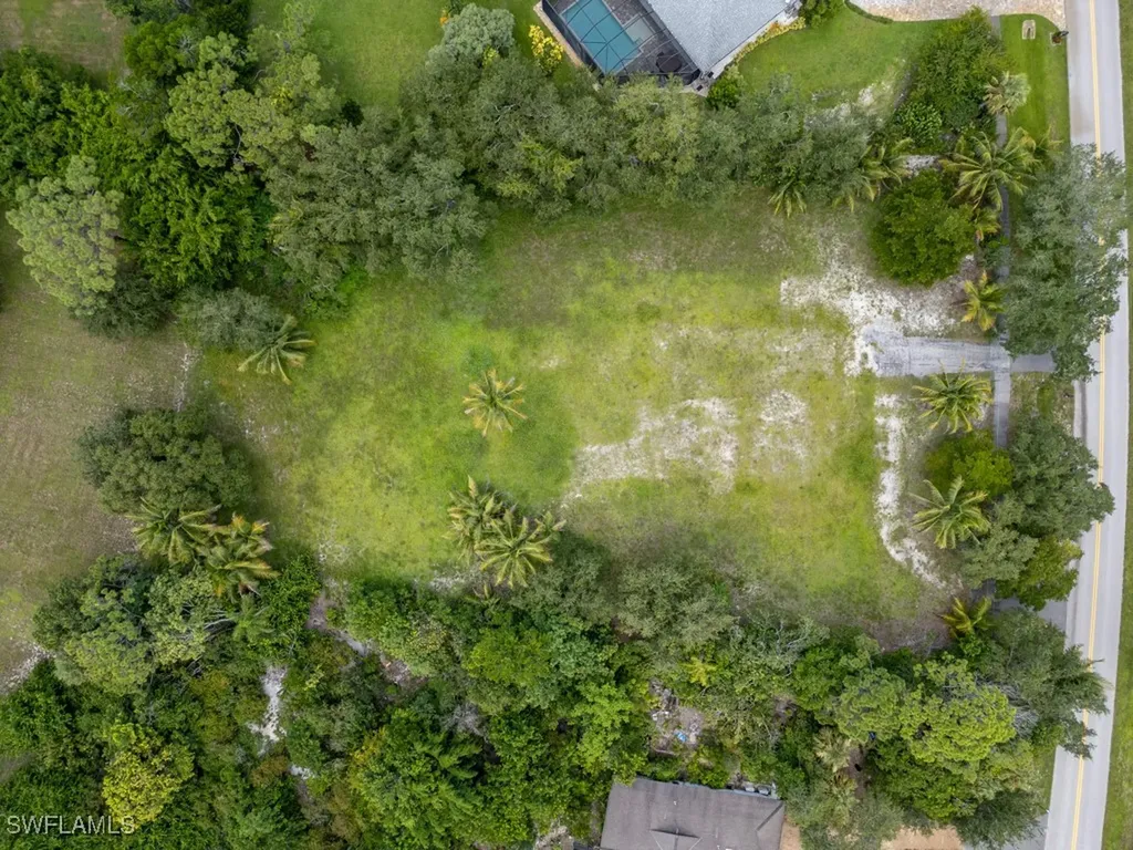 172 Hickory Road Naples FL 34108