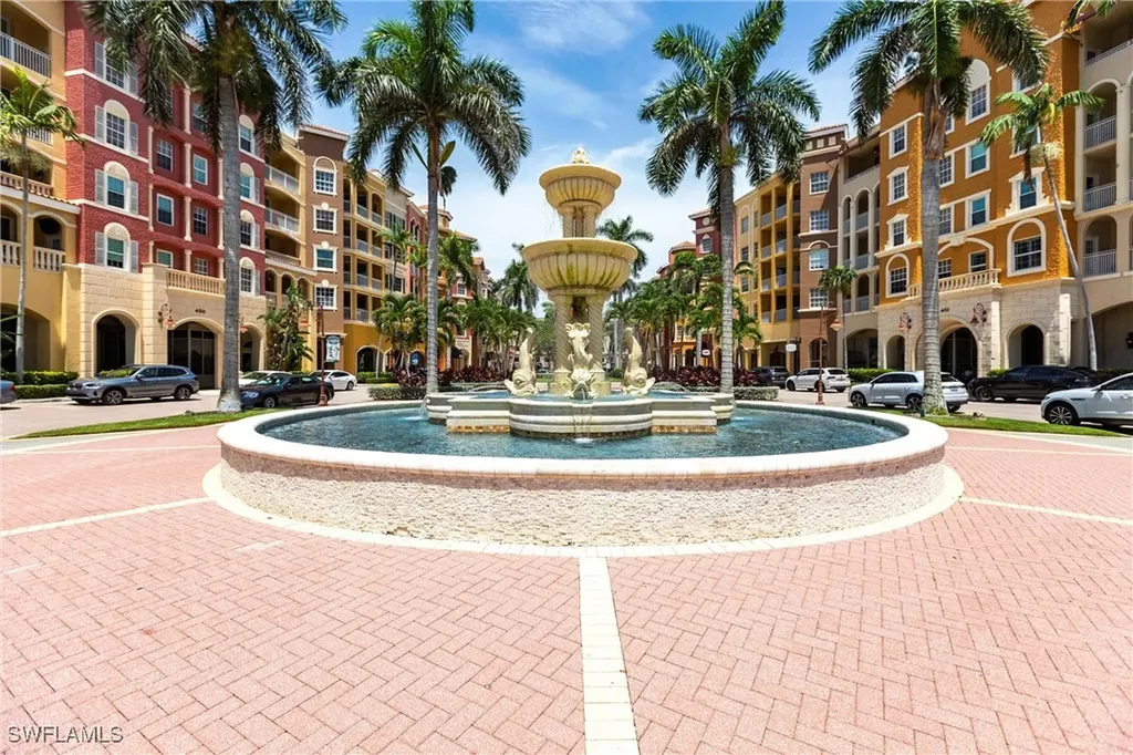 451 Bayfront Place Naples FL 34102