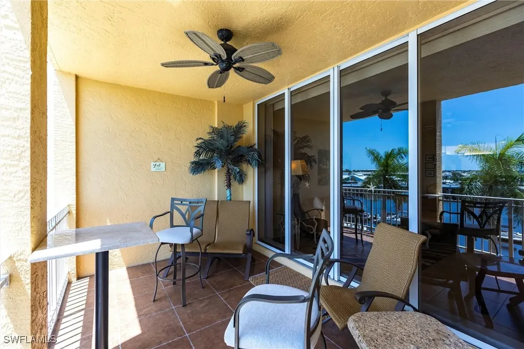 451 Bayfront Place Naples FL 34102