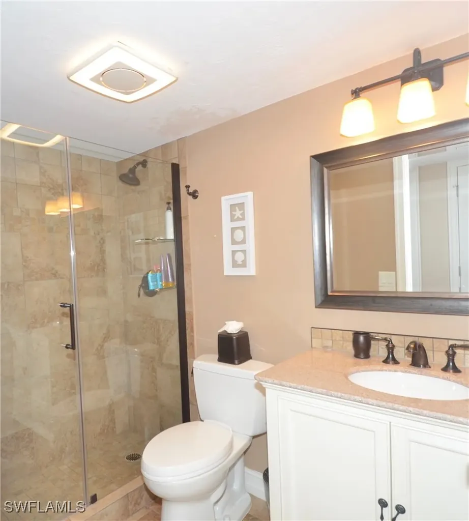 10851 Gulf Shore Drive Naples FL 34108