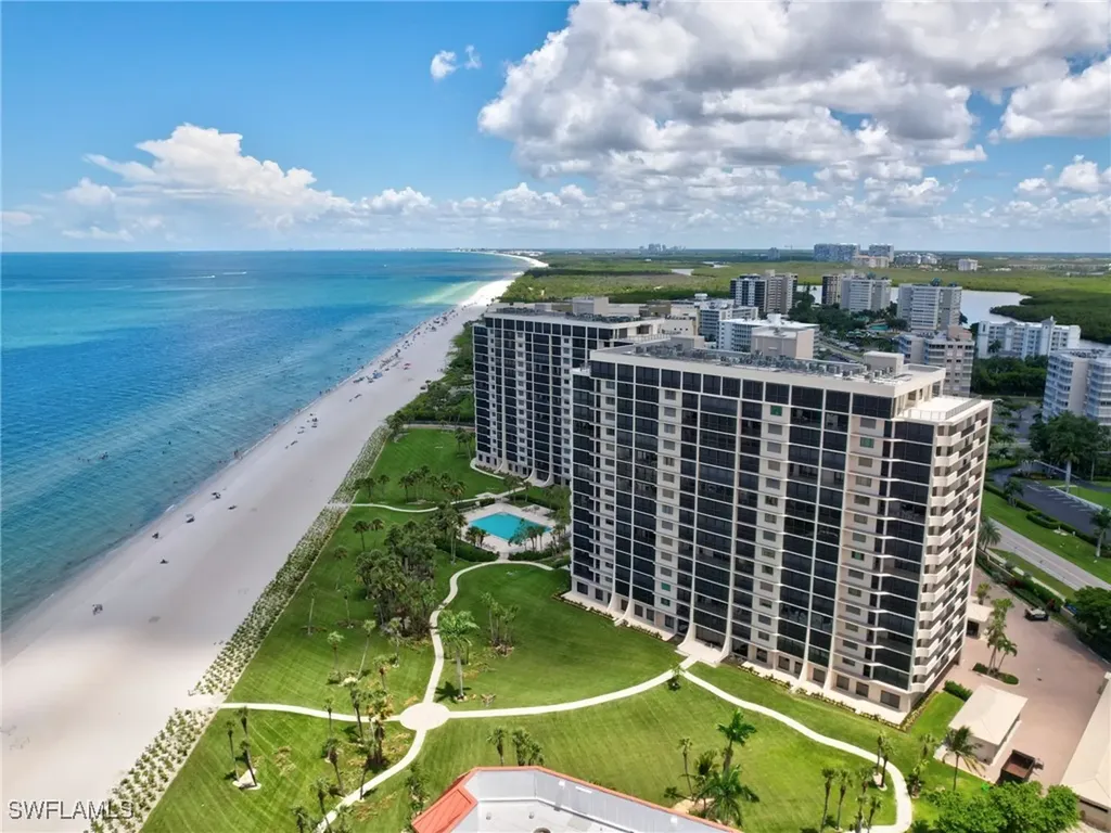 10851 Gulf Shore Drive Naples FL 34108