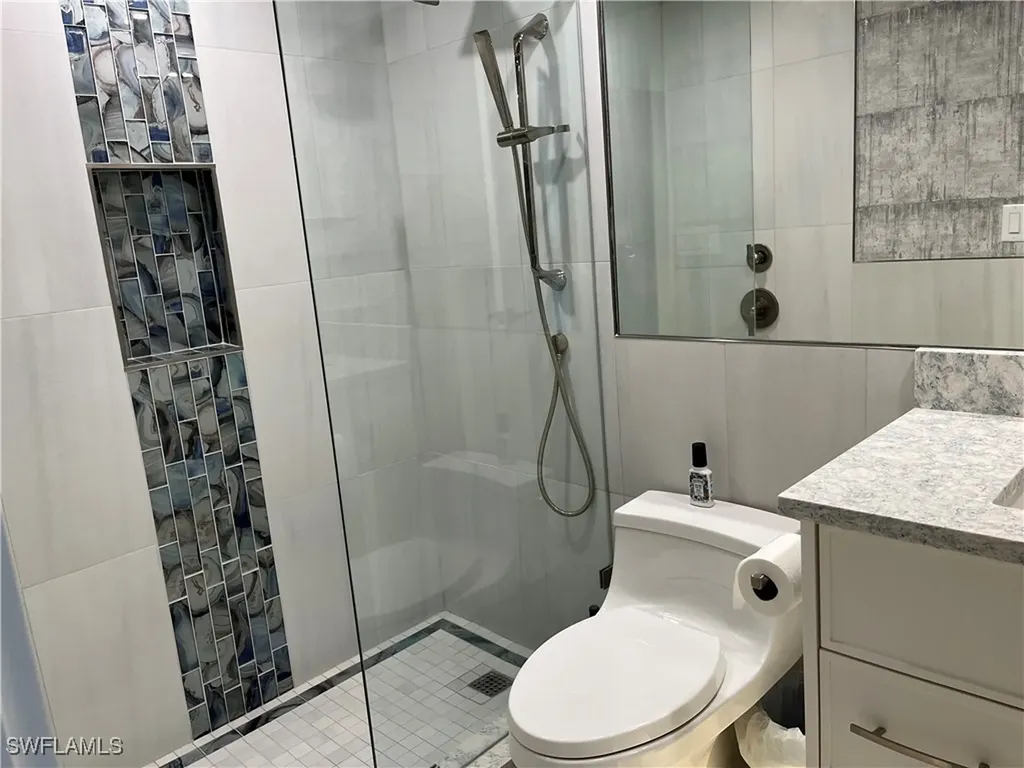 333 Harbour Drive Naples FL 34103
