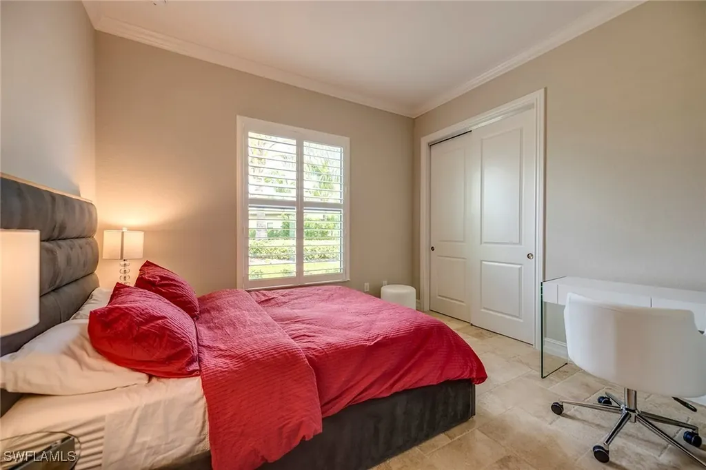 6560 Roma Way Naples FL 34113