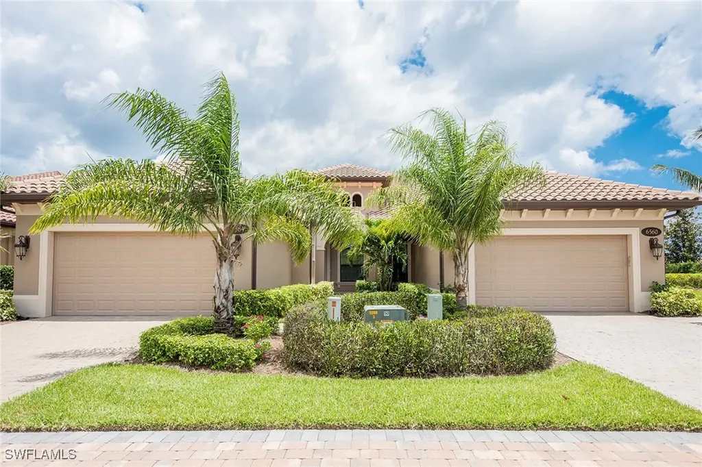 6560 Roma Way Naples FL 34113