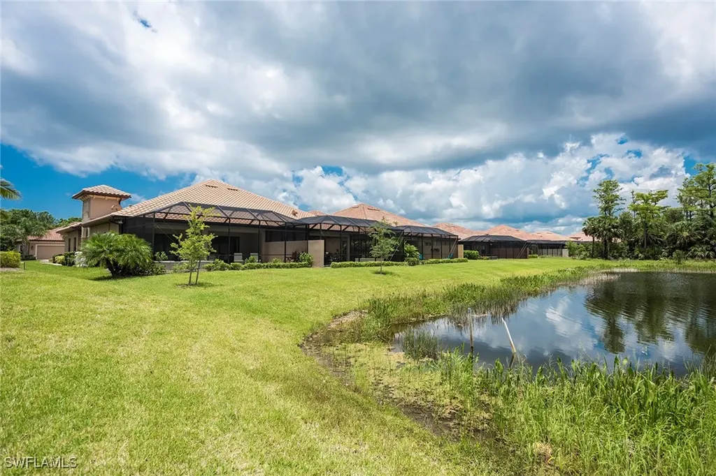 6560 Roma Way Naples FL 34113