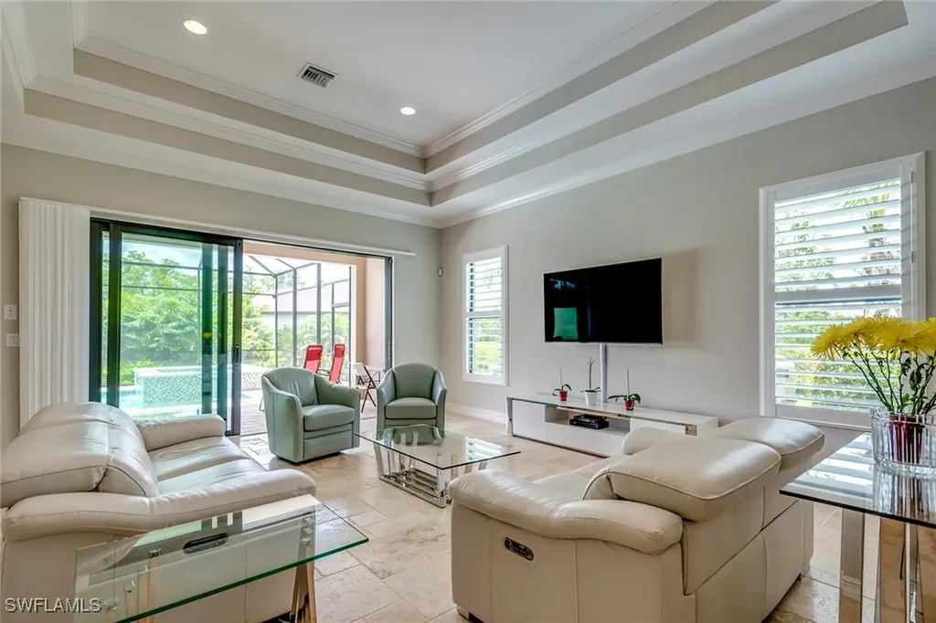 6560 Roma Way Naples FL 34113