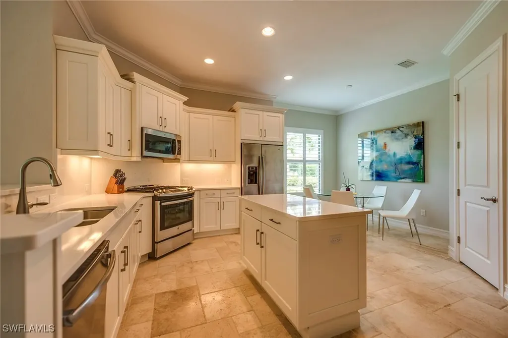 6560 Roma Way Naples FL 34113