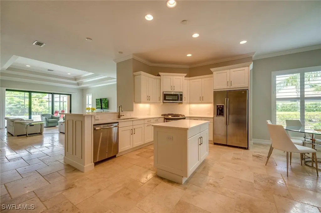 6560 Roma Way Naples FL 34113