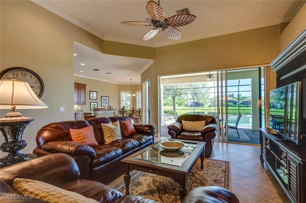 6065 Divot Court Naples FL 34113