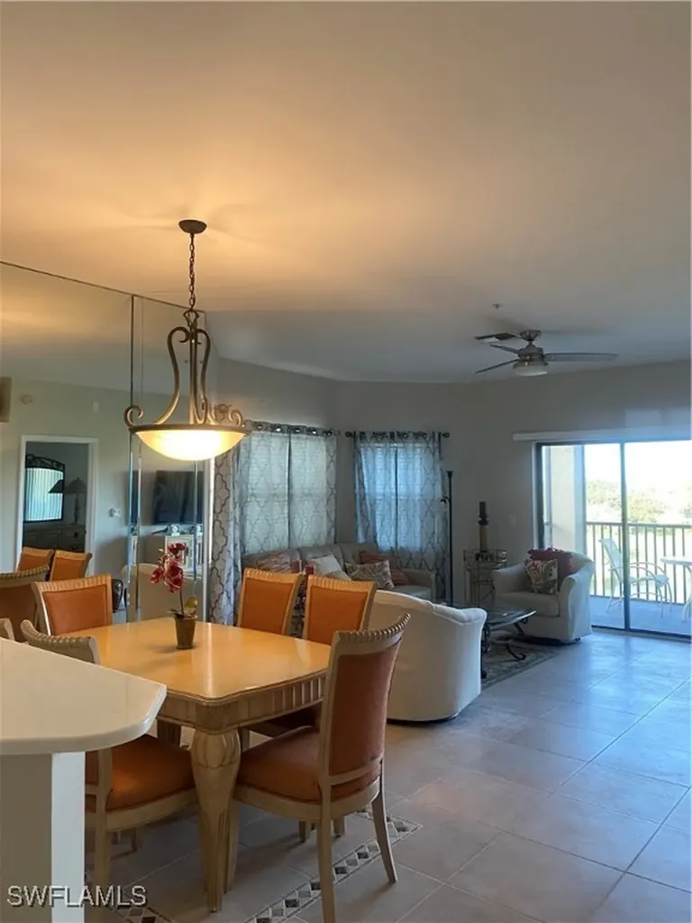 210 Vintage Circle Naples FL 34119