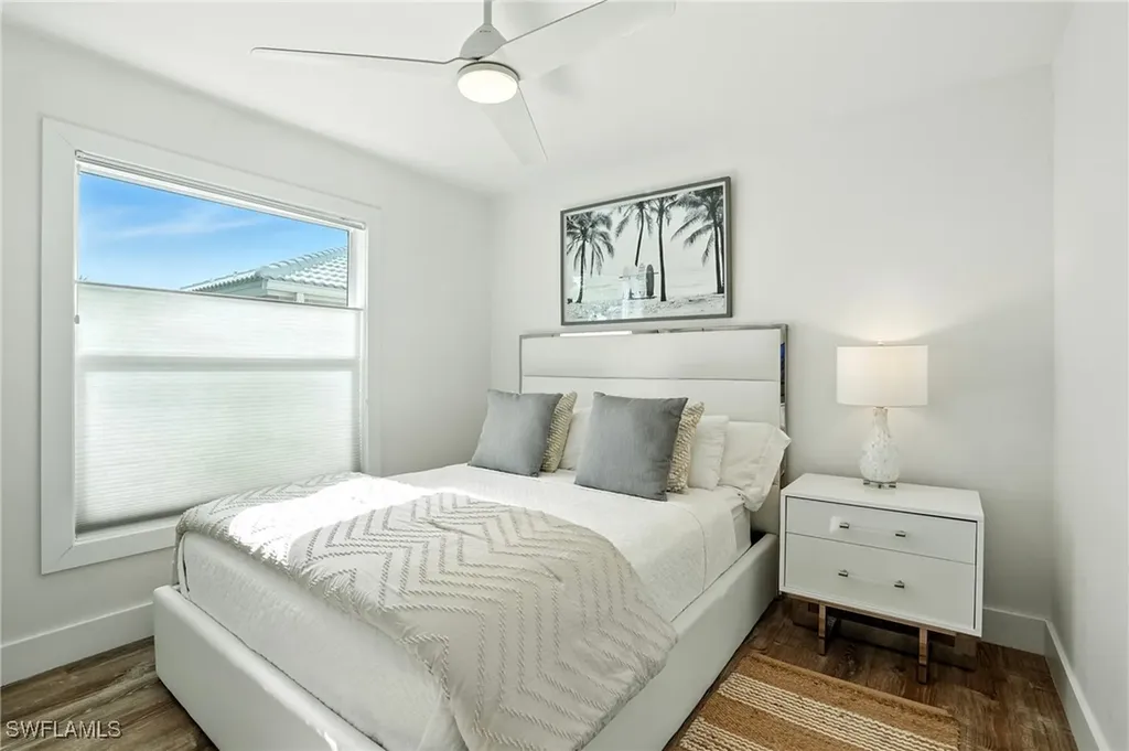 876 Gulf Pavilion Drive Naples FL 34108