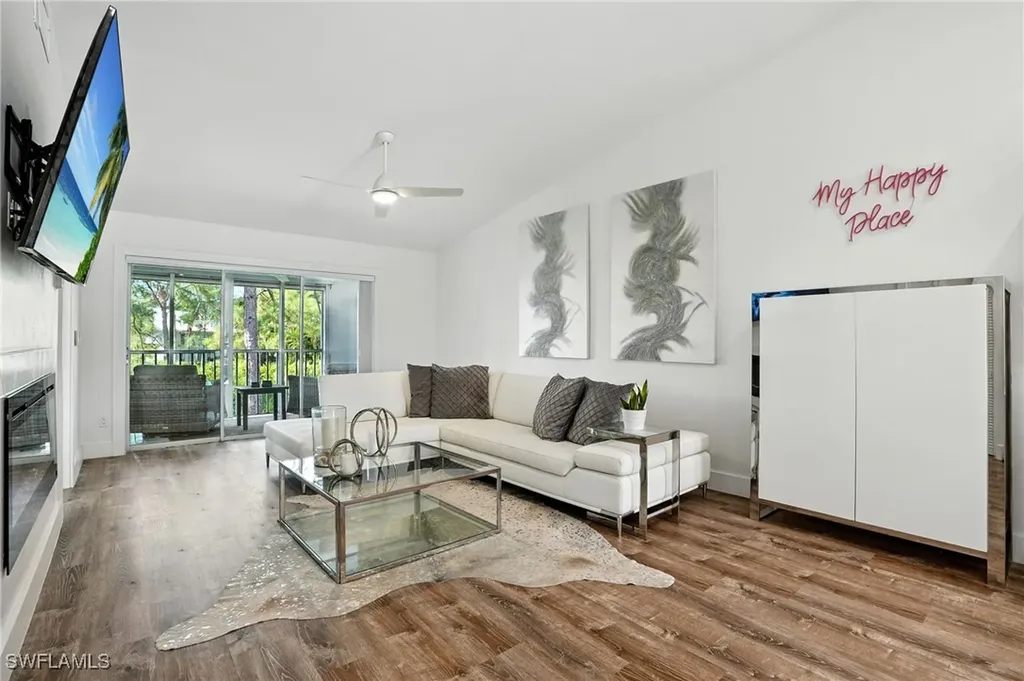 876 Gulf Pavilion Drive Naples FL 34108