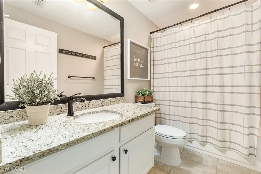 10020 Maddox Lane Bonita Springs FL 34135