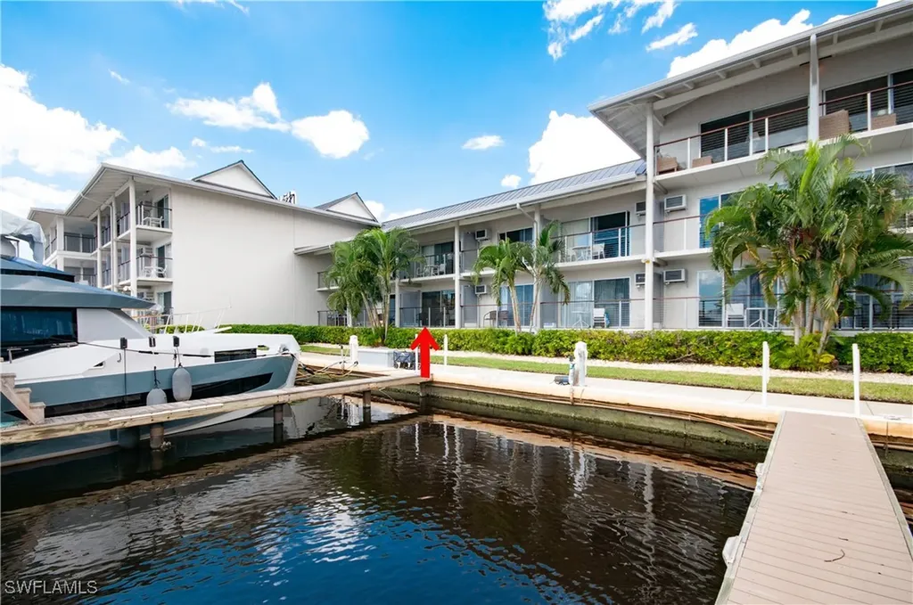 900 Broad Avenue S Naples FL 34102
