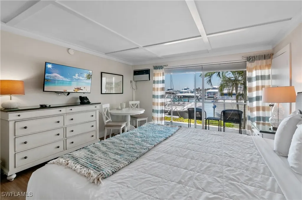 900 Broad Avenue S Naples FL 34102