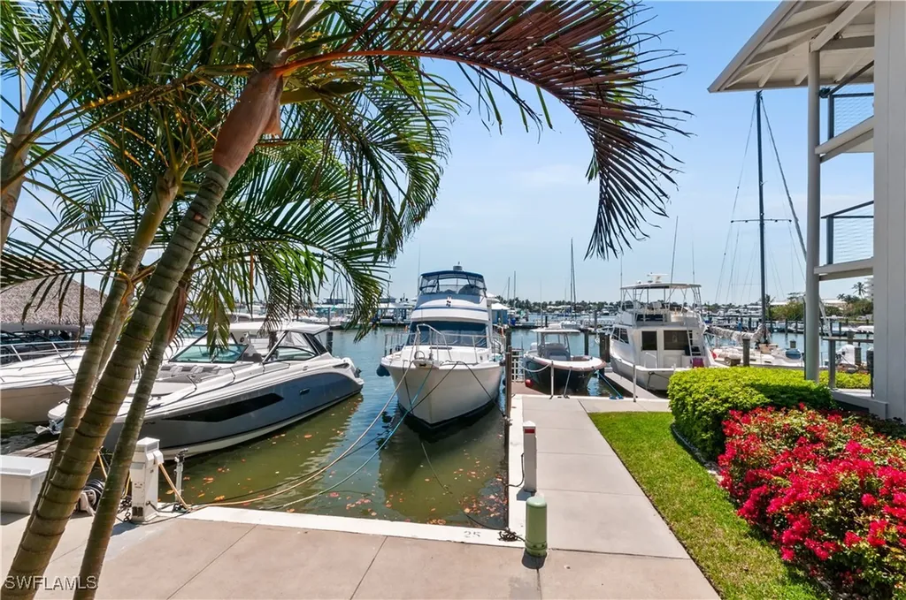 900 Broad Avenue S Naples FL 34102