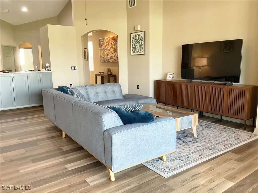 3060 Horizon Lane Naples FL 34109