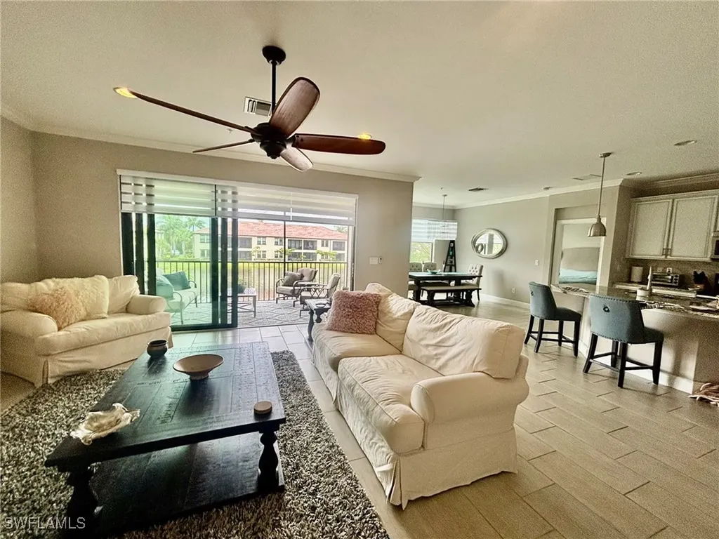 15148 Palmer Lake Circle Naples FL 34109