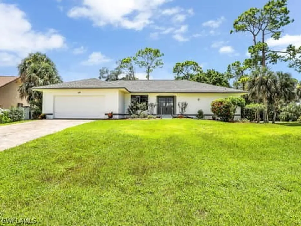 Naples FL, 124 Sharwood Drive