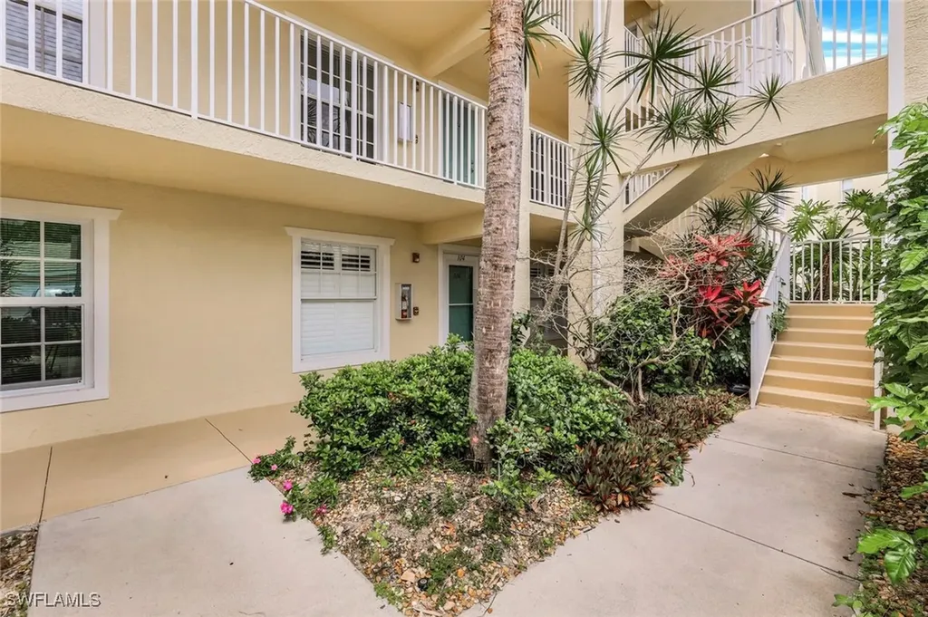15505 Cedarwood Lane Naples FL 34110