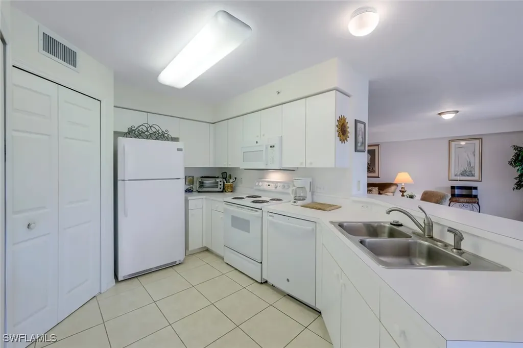 15505 Cedarwood Lane Naples FL 34110