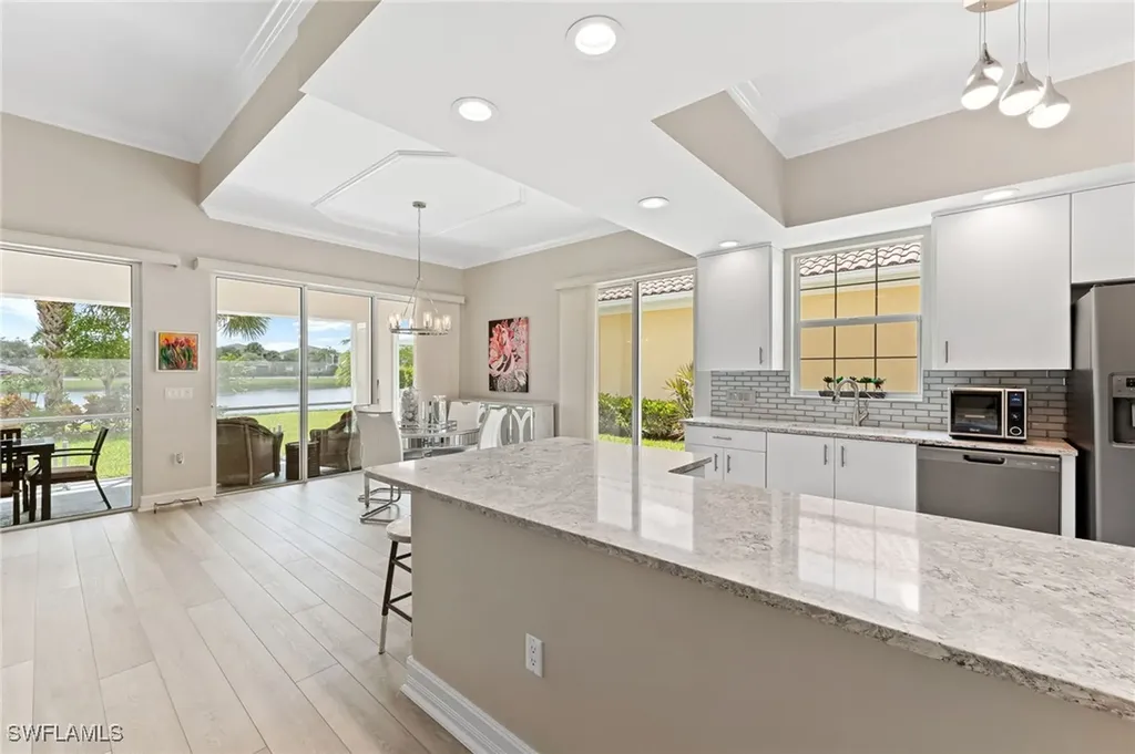 7042 Toscana Court Naples FL 34114