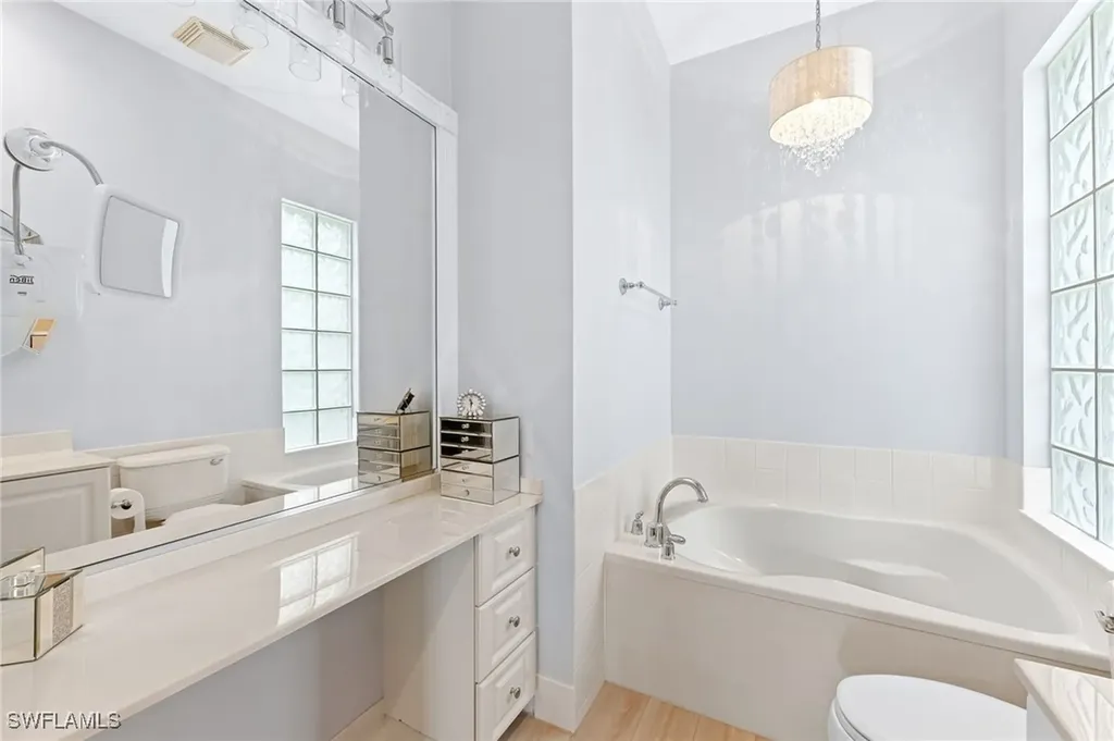 7042 Toscana Court Naples FL 34114