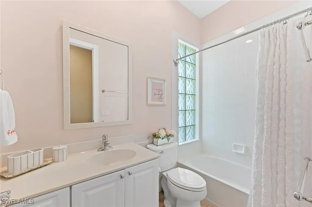 7042 Toscana Court Naples FL 34114
