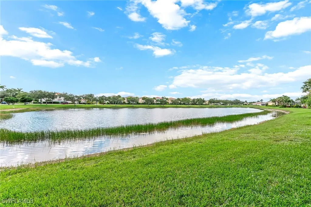 7042 Toscana Court Naples FL 34114