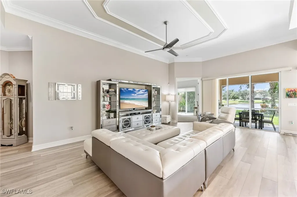 7042 Toscana Court Naples FL 34114