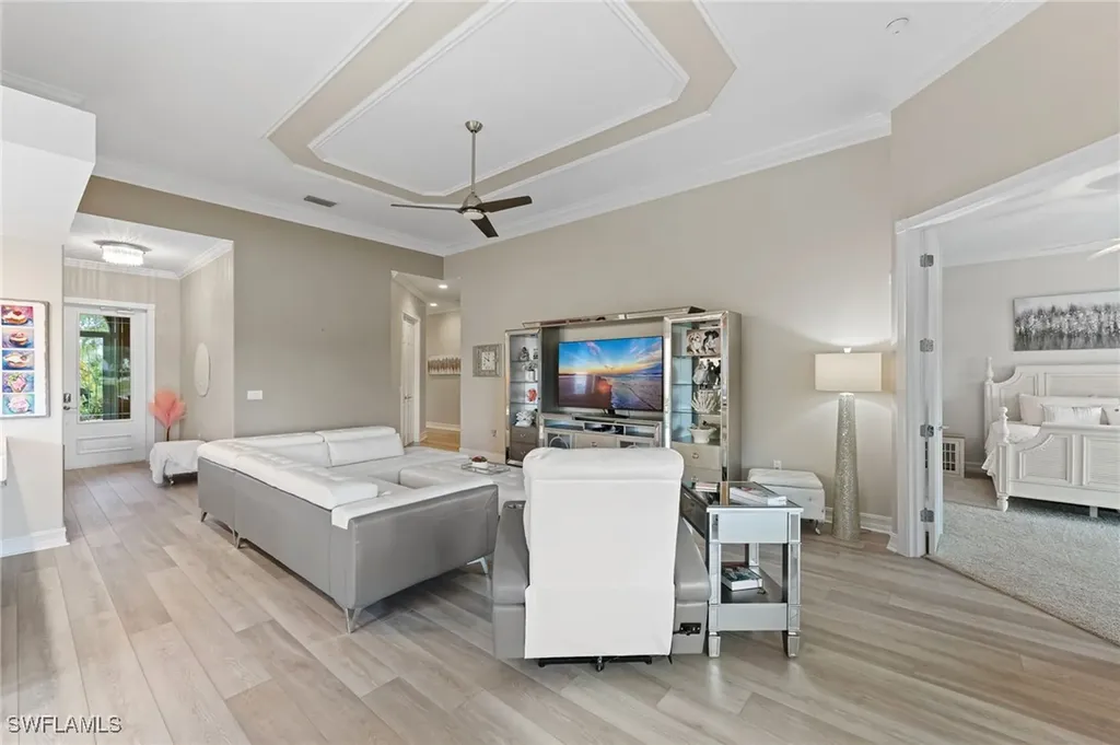 7042 Toscana Court Naples FL 34114
