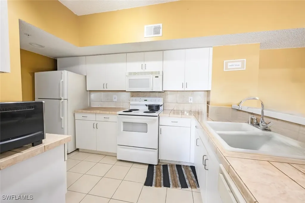 1865 Florida Club Drive Naples FL 34112