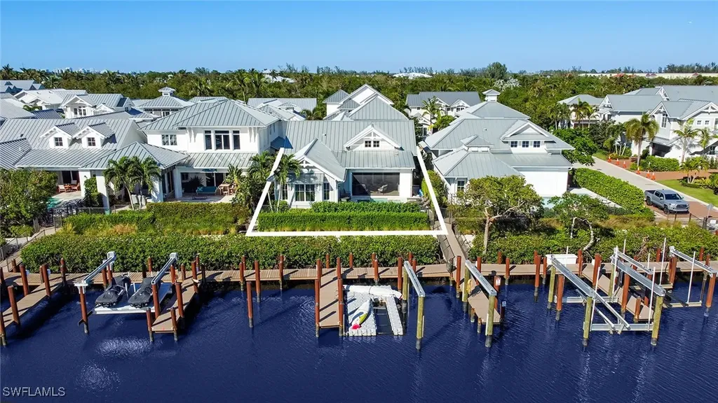 1482 2nd Avenue S Naples FL 34102