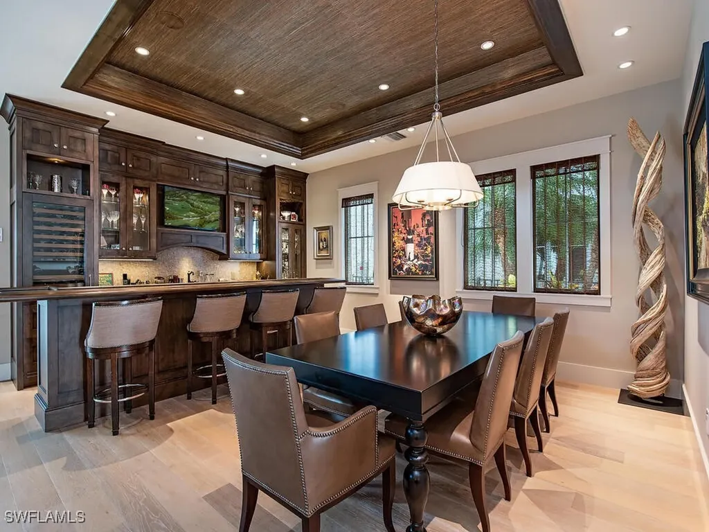 1482 2nd Avenue S Naples FL 34102