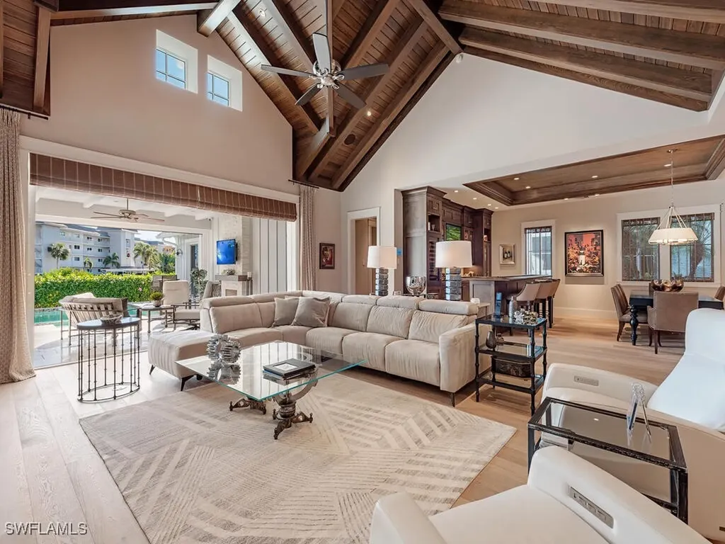 1482 2nd Avenue S Naples FL 34102