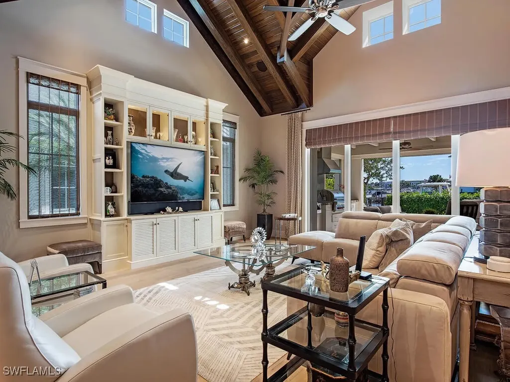 1482 2nd Avenue S Naples FL 34102