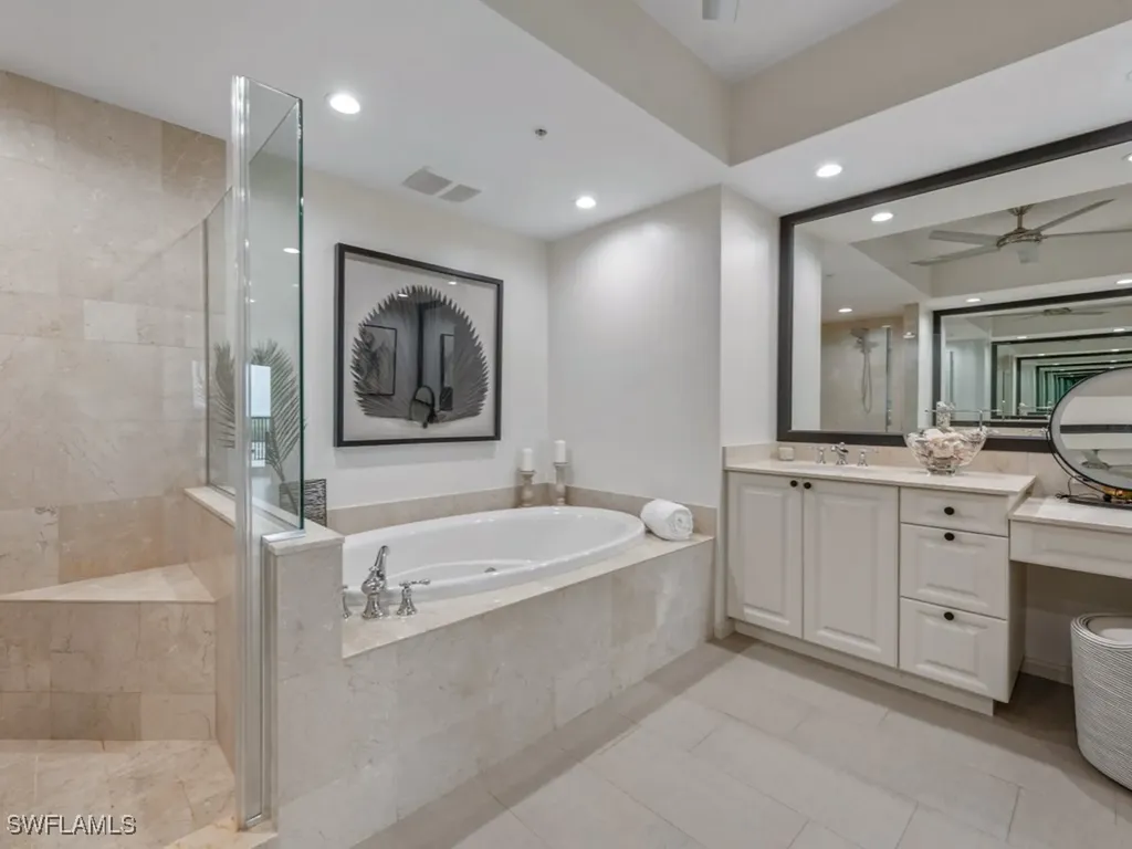 1050 Borghese Lane Naples FL 34114