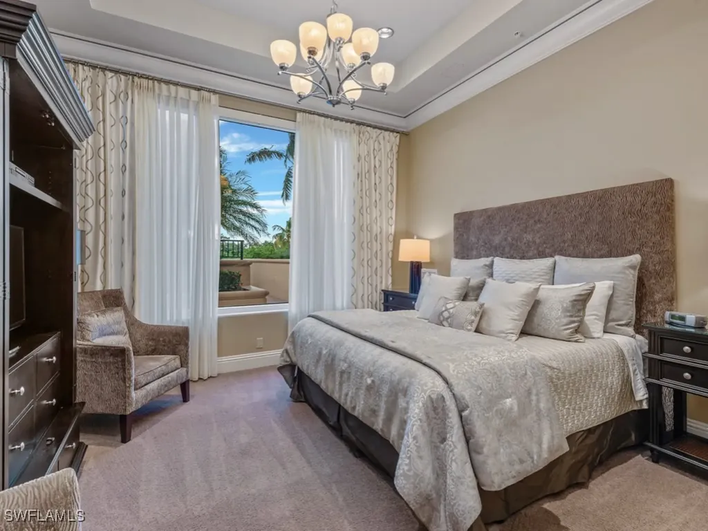 1050 Borghese Lane Naples FL 34114