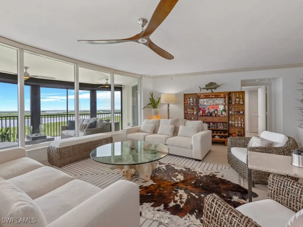 1050 Borghese Lane Naples FL 34114