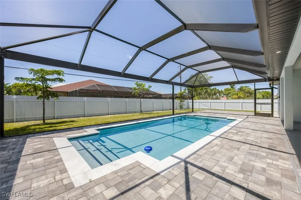926 Gleason Parkway Cape Coral FL 33914