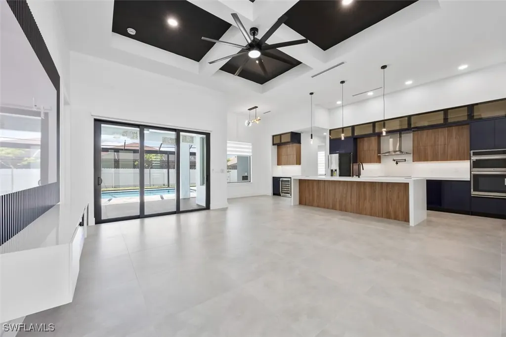 926 Gleason Parkway Cape Coral FL 33914