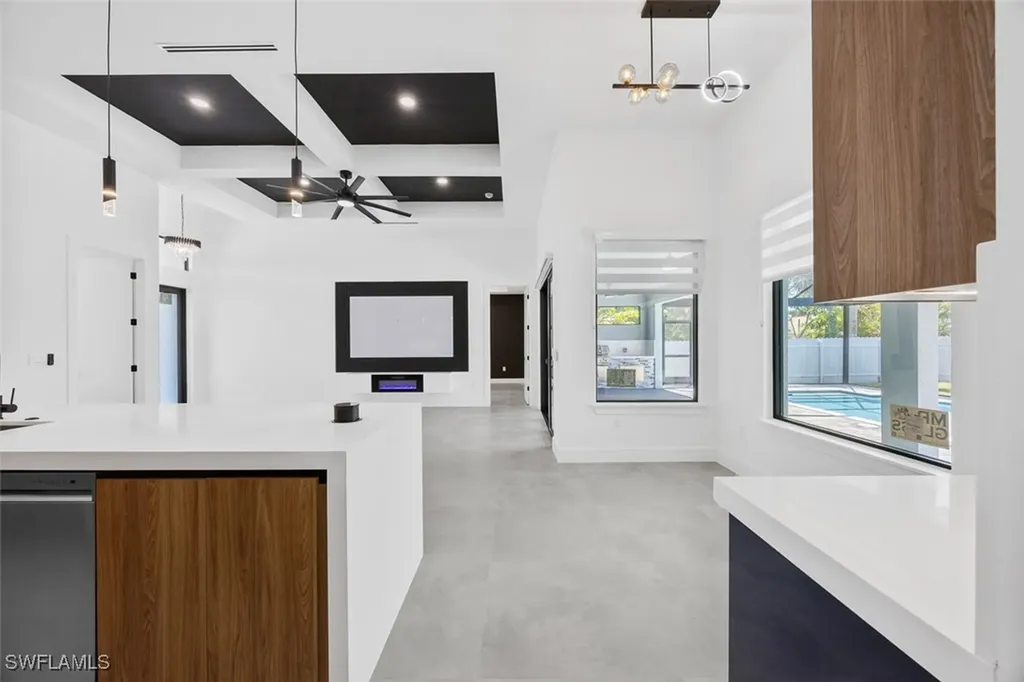 926 Gleason Parkway Cape Coral FL 33914
