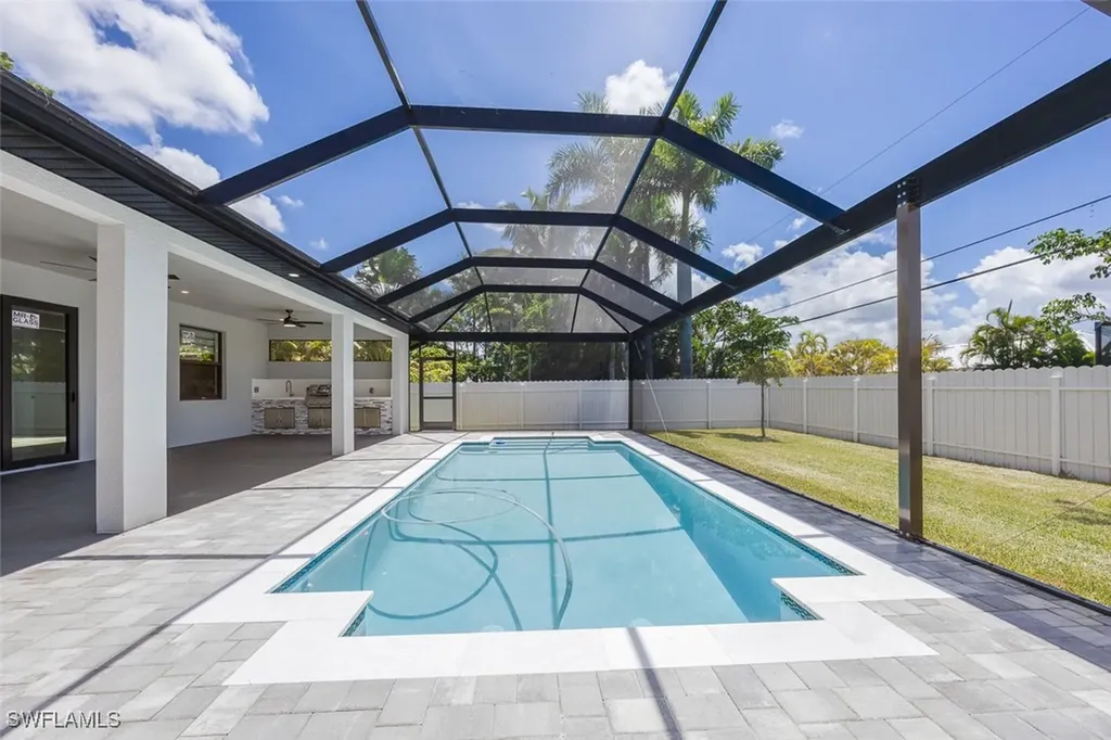 926 Gleason Parkway Cape Coral FL 33914