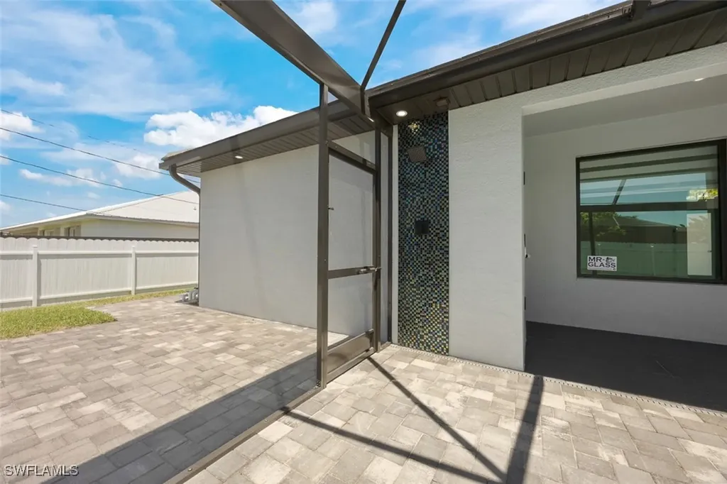 926 Gleason Parkway Cape Coral FL 33914