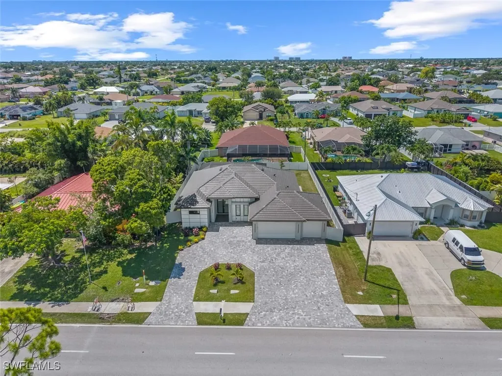 926 Gleason Parkway Cape Coral FL 33914