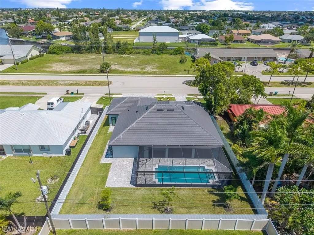 926 Gleason Parkway Cape Coral FL 33914