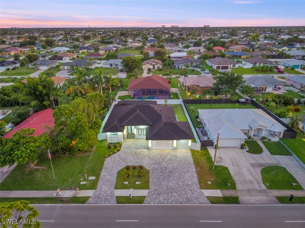926 Gleason Parkway Cape Coral FL 33914